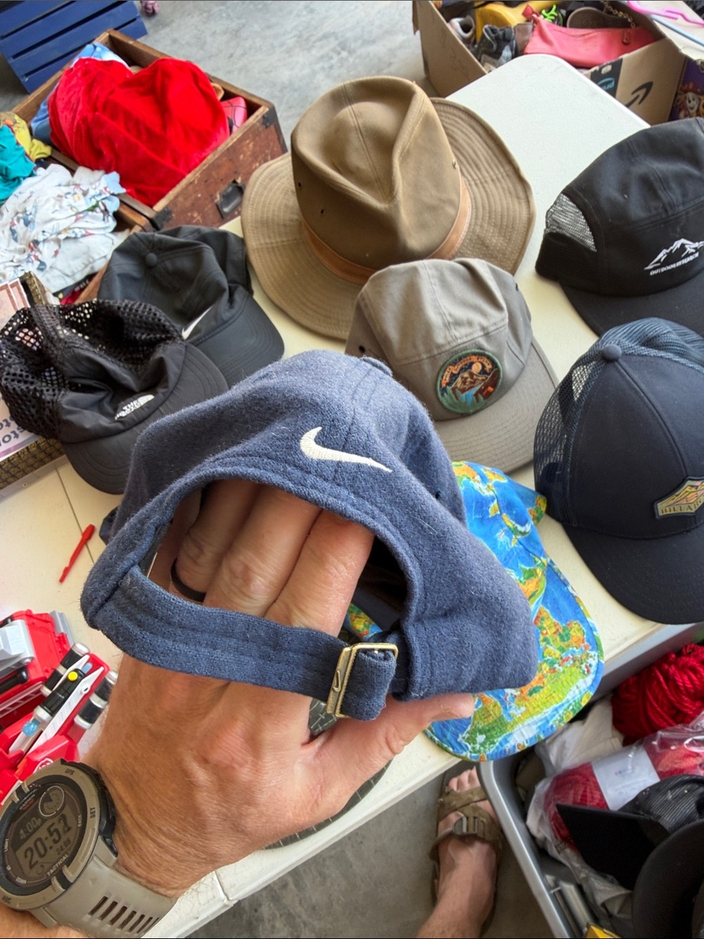 (11) Men's Baseball Caps - Assorted Brands Nike north face billabong bundle. - Picture 11 of 13